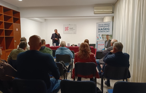 promocija knjige gorka pilula mračno naličje farmacije pavla zelića u zrenjaninu laguna knjige