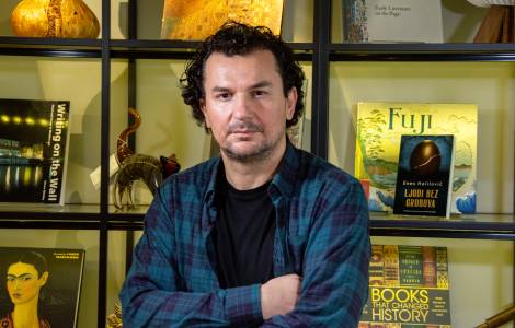 enes halilović neznanje je strašno ljudsko oružje laguna knjige